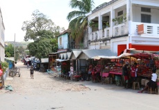 Madagaskar, cestou do Ambaja