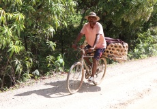 Madagaskar, cestou do Ambaja