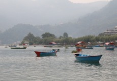 Pokhara - jezero Phewa