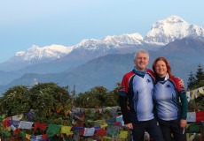 Poon Hill (3200 m n.m.) ranní Dhaulagiri (8167 m n.m.)