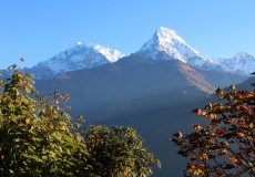 Vracíme se z Poon Hill, vrchol Annapurny je o 5 km výš.