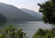 Pokhara, jezero Phewa